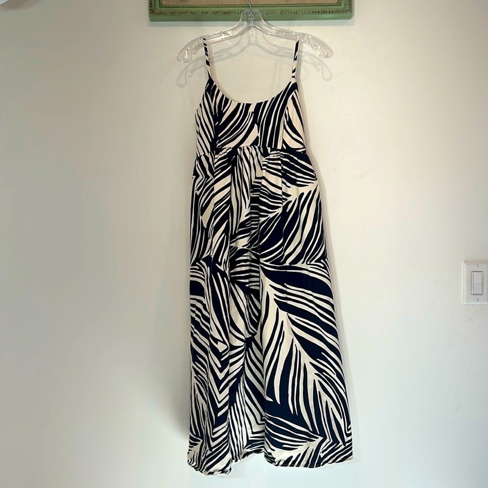 Hutch Brixton Leaf Print Dress Navy/white Midi dress women’s size medium